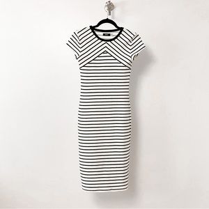 BDG Urban Outfitters Winter Chic Bodycon Striped Short Sleeve‎ Midi Dress White